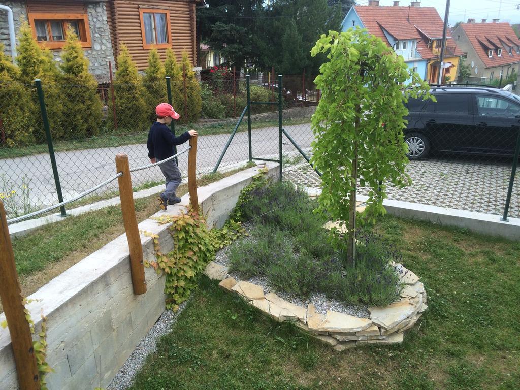 Penzion Emilia Rózsahegy Kültér fotó